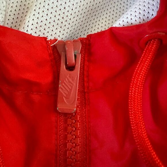 Vintage Nike Red White And Blue Windrunner Hooded Jacket Size Large Windbreaker - Picture 2 of 9